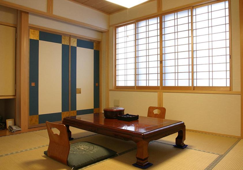 Ryokan Nakaya Miszasza Szoba fotó